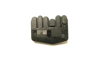 VOLKSWAGEN Golf 8 generation (2019-2023) Säkringsdosa 5WA937548 33501445