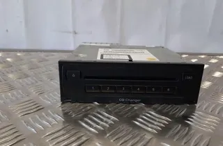 AUDI A6 C6/4F (2004-2011) CD-växlare 8X0035110A 33406085