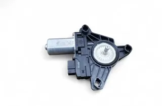 MERCEDES-BENZ GLA-Class X156 (2013-2020) Höger bakdörr Fönsterkontrollmotor A2469063100 33466010