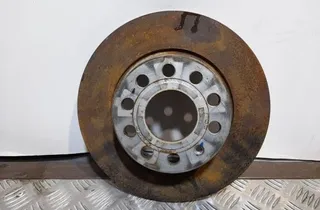 AUDI A3 8V (2012-2020) Vänster bakbromsskiva 1K0615601 33483686