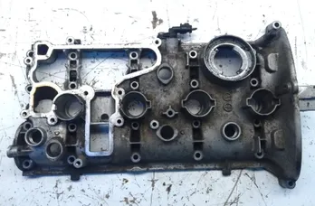 VOLKSWAGEN Passat CC 1 generation (2008-2017) Ventilkåpan 06H103475G 33480556