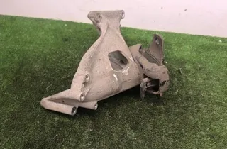 VOLKSWAGEN Amarok 1 generation (2010-2022) Bakre motorfäste 03L199308 34246318