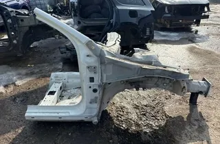 VOLVO S60 2 generation (2010-2020) Främre höger fjärdedel 30754979 34975266