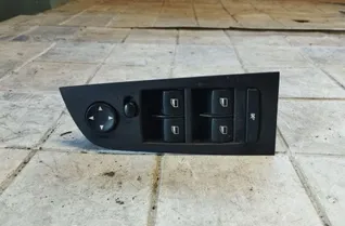 BMW 3 Series E90/E91/E92/E93 (2004-2013) Bakre höger dörrfönsterkontrollbrytare 33991672