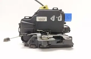 SEAT Cordoba 2 generation (1999-2009) Främre höger dörrlås 3B1837016CC 33506010