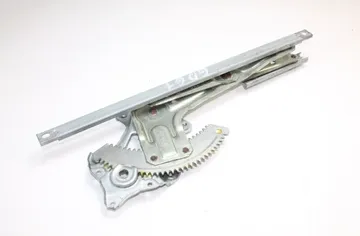 MITSUBISHI ASX 1 generation (2010-2020) Fönsterhiss för höger bakdörr 070-RH 13249492