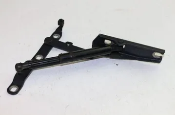 BMW Z3 E36/7 - E36/8 (1995-2002) Höger sida baklucka gångjärn 8397328 33276826