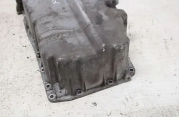 VOLKSWAGEN Caddy 3 generation (2004-2015) Oljepanna 03G103603AB 33303538