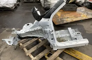 TOYOTA Yaris Cross 1 generation (2020-2023) Främre vänstra kvarten 33523083