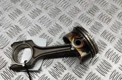 VOLKSWAGEN Passat B7 (2010-2015) Kolv 06H107065BK 33135618