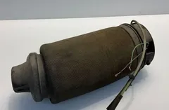 MERCEDES-BENZ E-Class W211/S211 (2002-2009) Luftfjädringskudde för vänster bak 33405878