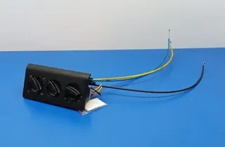 SEAT Ibiza 2 generation (1993-2002) Klimatkontrollenhet 1H0819045C 33516350