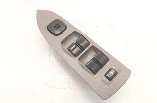 MAZDA Premacy CP (1999-2005) Bakre höger dörrfönsterkontrollbrytare 2090D,C8HD135 20749768