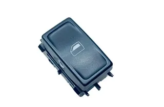 SKODA Octavia 1 generation (1996-2010) Vänster främre dörrfönsterbrytare 5E0959855 30678870