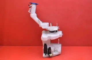 VOLKSWAGEN Passat B7 (2010-2015) Fönsterspolartank 3AA955453J 34984715