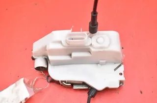 NISSAN Primera P12 (2001-2008) Främre höger dörrlås 33510767