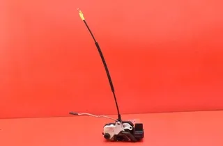 OPEL Astra J (2009-2020) Bakre höger dörrlås 33516948