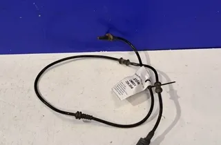 MERCEDES-BENZ GLA-Class X156 (2013-2020) Främre vänster ABS-sensor A2465402510 33498949