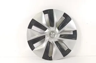 TESLA Model Y 1 generation (2020-2024) Hjulskydd 104423500C 32816172