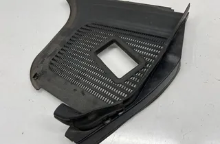 MERCEDES-BENZ GLE W167 (2019-2024) Trim för främre torkarkåpa A1678311200 33497018