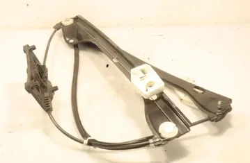 SKODA Fabia 3 generation (2014-2021) Fönsterhiss för höger bakdörr 122970 32945405