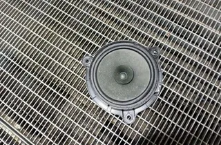 RENAULT Captur 1 generation (2013-2019) Ljudhögtalare för höger bakdörr 577449 33401650