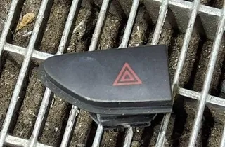 RENAULT Captur 1 generation (2013-2019) Fara knapp 27102014,252907372R 33401681