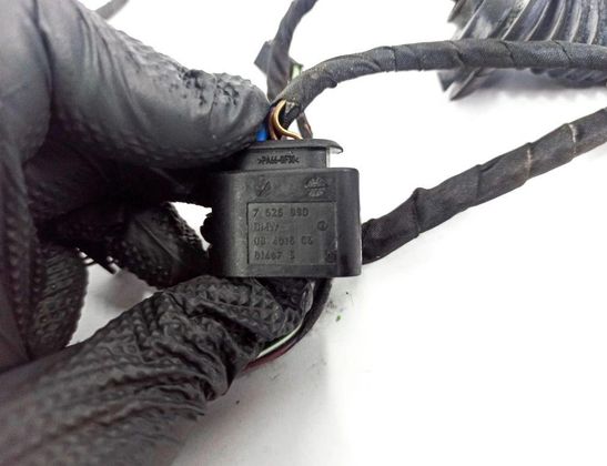 BMW 5 Series F10/F11 (2009-2017) Vänster främre dörrkablar 968813,9688131C,614675,9147281,914728101,9169241,08401205,664059,4380893,7526680,8377234,16705371,1670537,66405910,61139169241 32866299