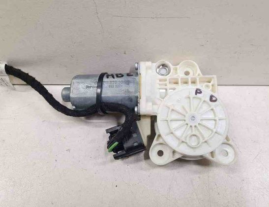 MERCEDES-BENZ E-Class W211/S211 (2002-2009) Vänster framdörr Fönsterregulatormotor 0130821971,A2118203042 32722180