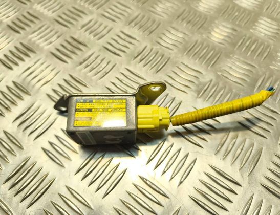 SUBARU Legacy 3 generation (1998-2003) Vänster bakre krocksensor 2523001420,98235AE090 32930922