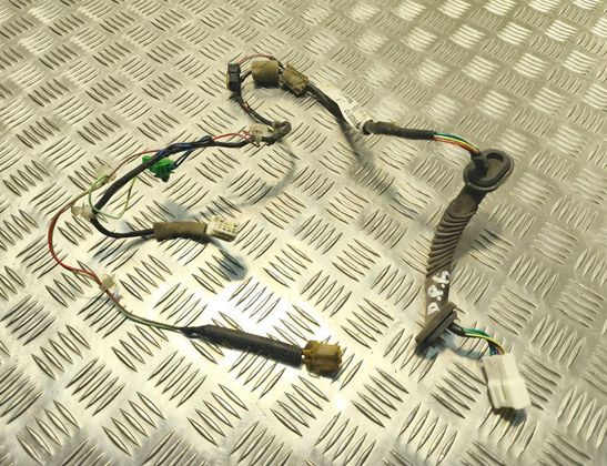SUBARU Legacy 3 generation (1998-2003) Kablar till höger bakdörr 81822AE110 32960475