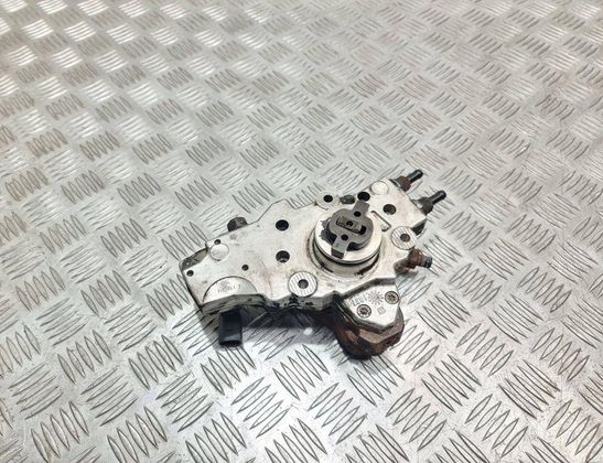 MERCEDES-BENZ C-Class W203/S203/CL203 (2000-2008) Bensinpump A6460700401,0445010143 32996376