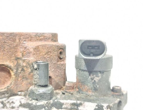 MERCEDES-BENZ C-Class W203/S203/CL203 (2000-2008) Bensinpump A6460700401,0445010143 32996376