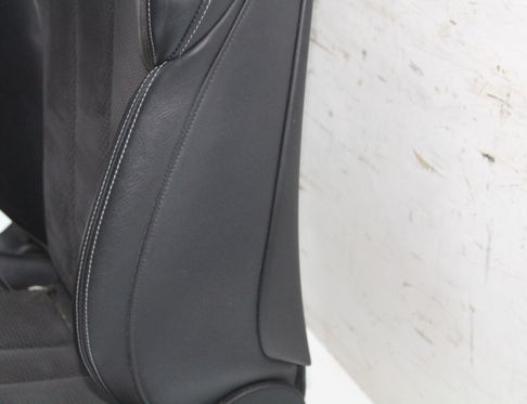 AUDI A4 B9/8W (2015-2024) Invändiga säten med dörrkortssats 32845491