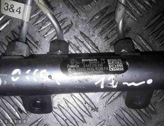 CITROËN C5 2 generation (2008-2017) Vänster sida Bränsleskena 0445216030 31896441