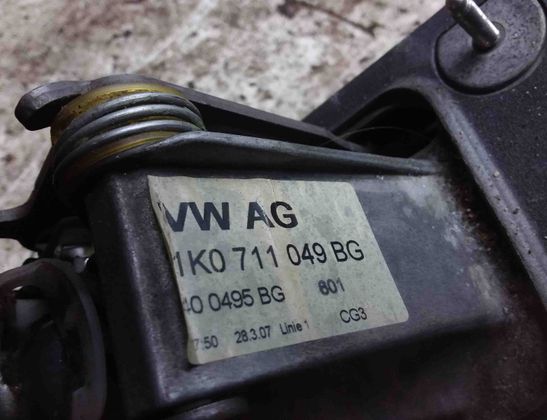 SKODA Octavia 2 generation (2004-2013) Växlingsmekanism 1k0711049bg 28618375