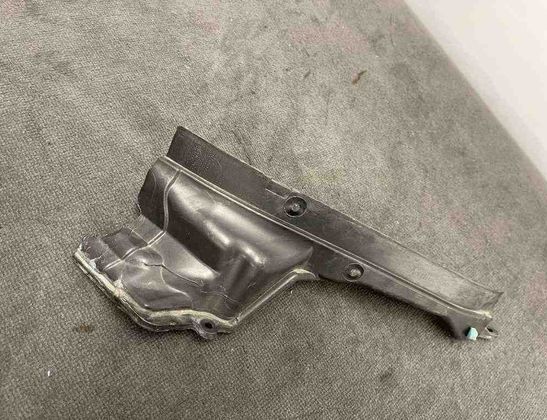 BMW 5 Series F10/F11 (2009-2017) Andra motorrumsdelar 7204336,14850610 32188153