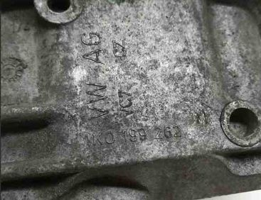 VOLKSWAGEN Passat B6 (2005-2010) Motorfäste på höger sida 1K0199262 31405257