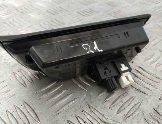 BMW 3 Series F30/F31 (2011-2020) Ytterligare anslutningar för musikspelare 9207358,51169207358 15475061