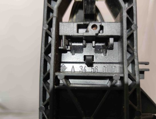 MERCEDES-BENZ C-Class W204/S204/C204 (2004-2015) Bakre högra dörrens yttre handtag A2047600834 23810677