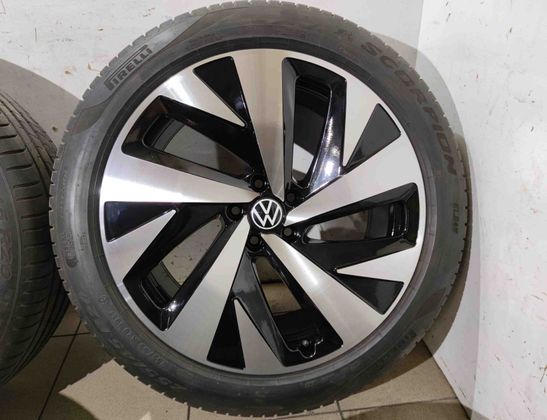 VOLKSWAGEN ID.5 1 generation (2021-2023) Hjuluppsättning 11A601025A,11A601025H 26821727