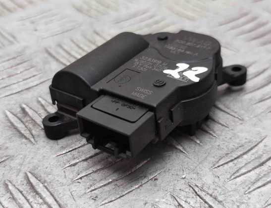 AUDI Q4 Sportback e-tron 1 generation (2021-2024) Luftspjällsmotor 2Q0907511F 27731823