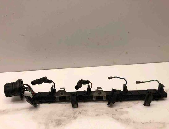 VOLKSWAGEN Passat B6 (2005-2010) Munstycketrådsanslutning 03G971826 32211609