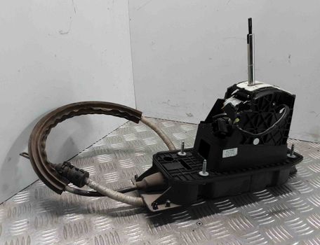 VOLKSWAGEN Passat B5 (1996-2005) Växlingsmekanism 3C1713025F 28434135