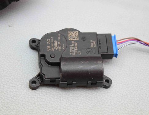 VOLKSWAGEN T-Roc 1 generation (2017-2024) Invändig panel ledningsnät 501971566C,2Q0907511F 31209121