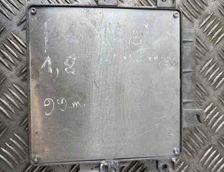 PEUGEOT 306 1 generation (1993-2002) Motorstyrenhet ECU 9637798480 31604343