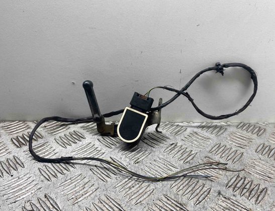 BMW 5 Series F10/F11 (2009-2017) Främre höger nivåsensor 6860843,6778264,37146860843 22253308