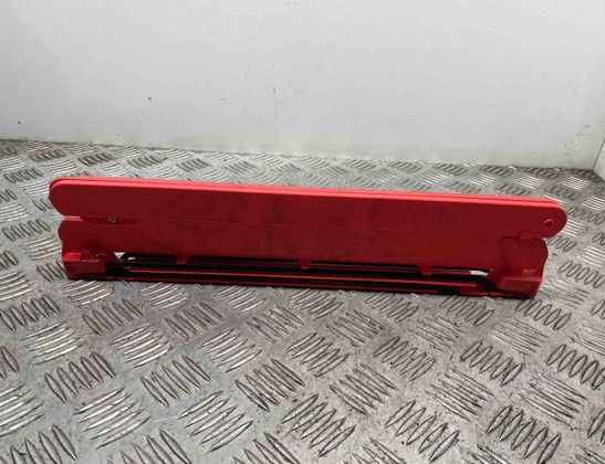 MERCEDES-BENZ C-Class W204/S204/C204 (2004-2015) Varnings triangel A2048900197 22622406