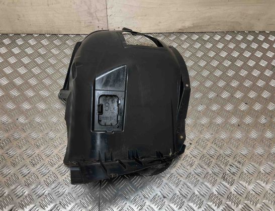 BMW 3 Series E90/E91/E92/E93 (2004-2013) Främre Vänster Inner Arch Liner 7172499,51717172499 27885631