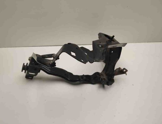 MERCEDES-BENZ C-Class W204/S204/C204 (2004-2015) Vänster sida strålkastare monteringsplatta A2046201191 28851181